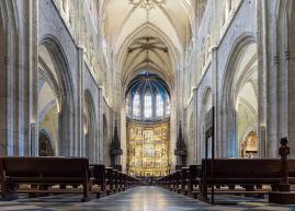 Cathedrale d'Oviedo . intérieur
